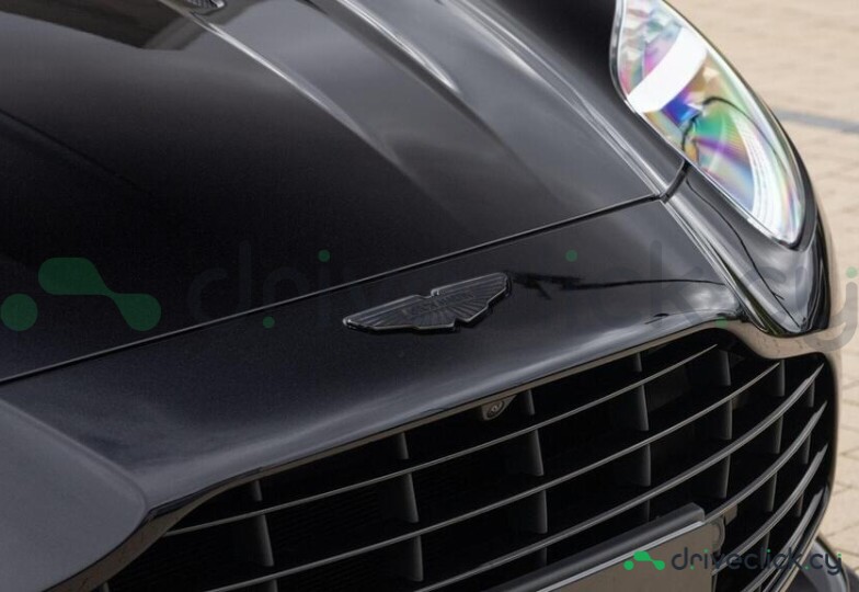 Aston Martin DB12 Black
