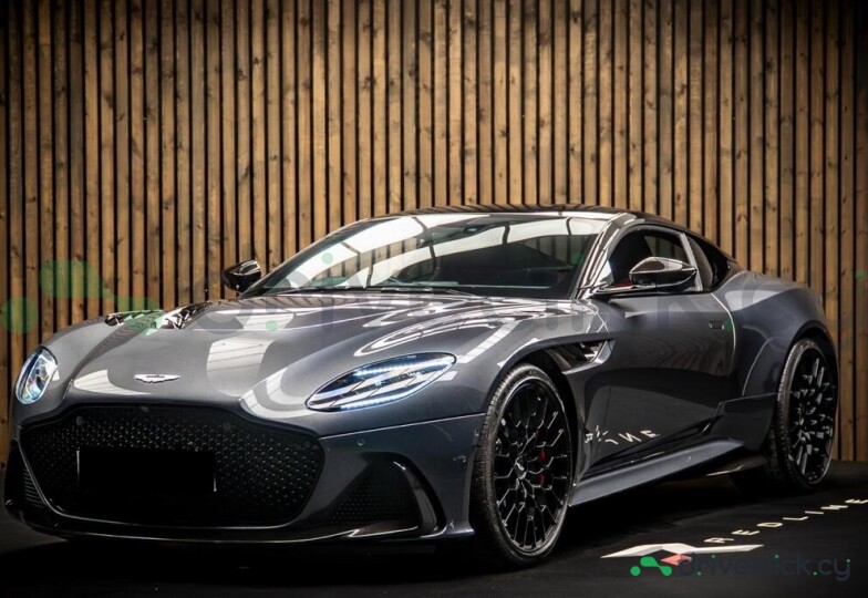 Aston Martin DBS Grey