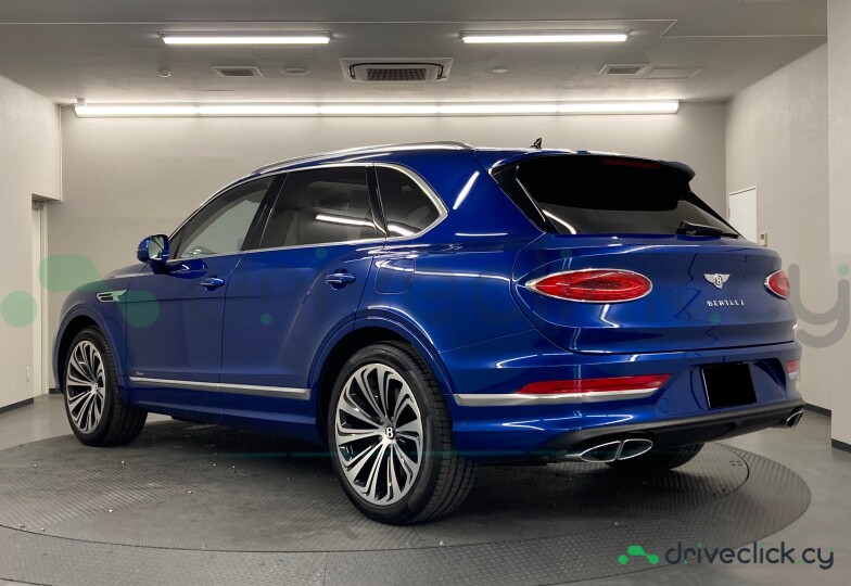 Bentley Bentayga Синий