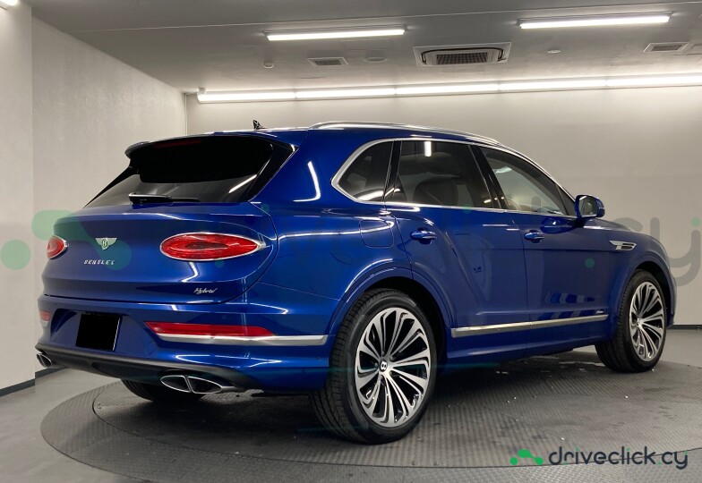 Bentley Bentayga Синий