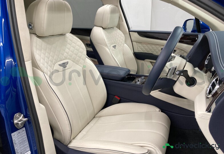 Bentley Bentayga Синий