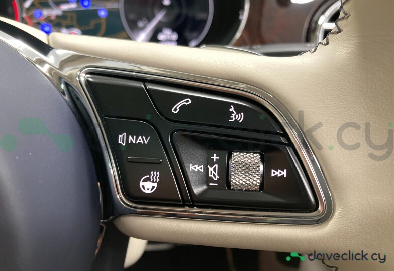 Bentley Bentayga Синий