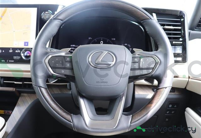 Lexus LM Серый