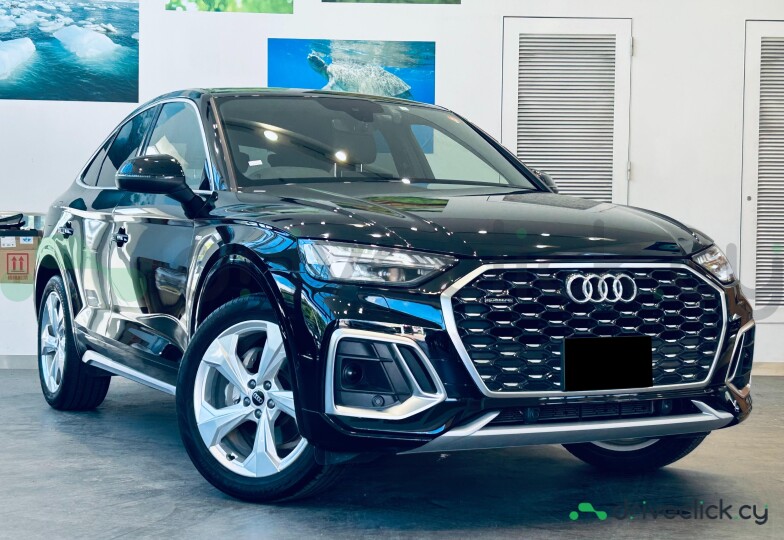 Audi Q5 Sportback Black