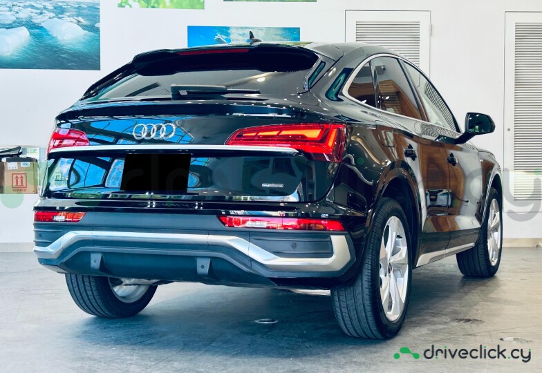Audi Q5 Sportback Black