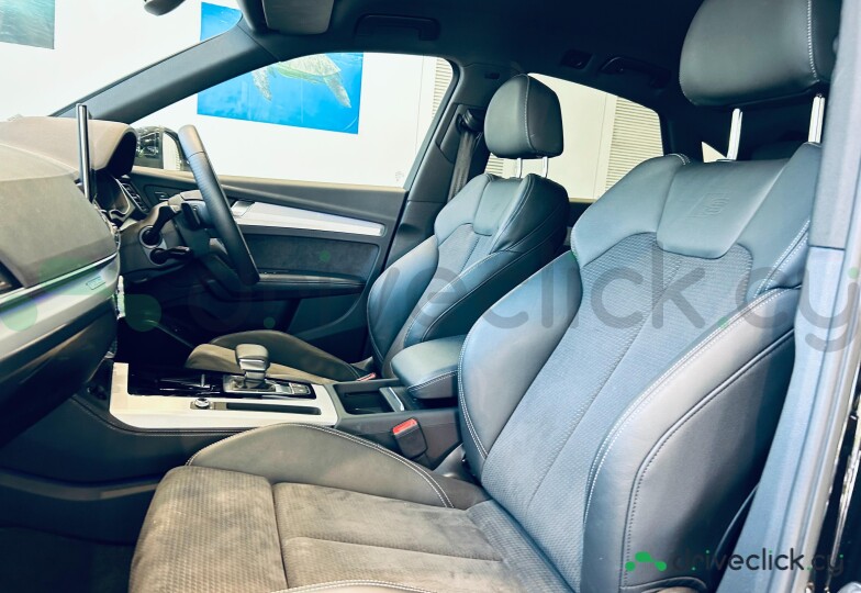 Audi Q5 Sportback Black
