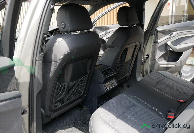Audi Q8 e-tron Grey