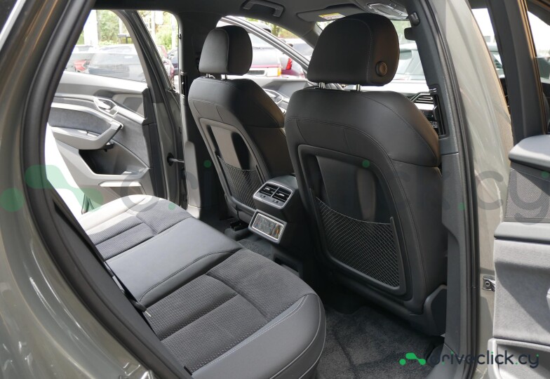 Audi Q8 e-tron Grey