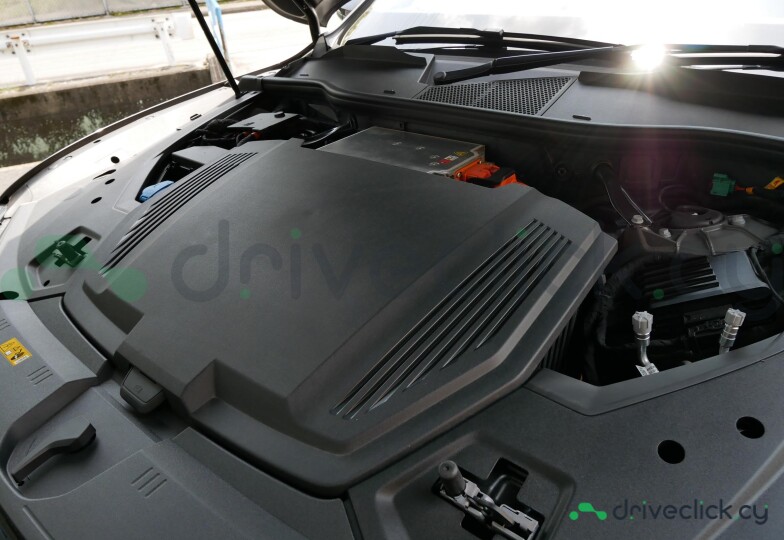 Audi Q8 e-tron Grey