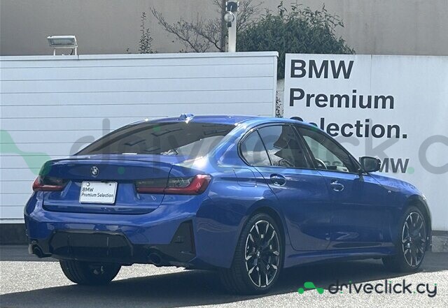 BMW 3 series Blue