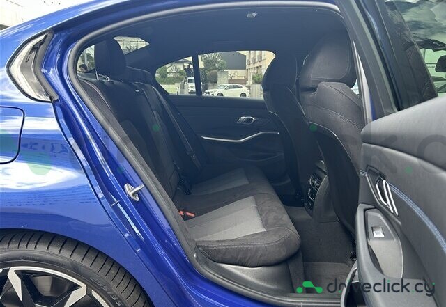 BMW 3 series Blue