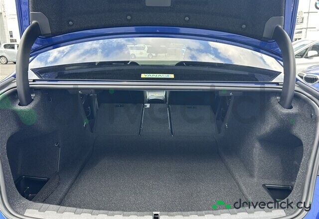 BMW 3 series Blue