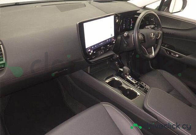 Lexus NX White
