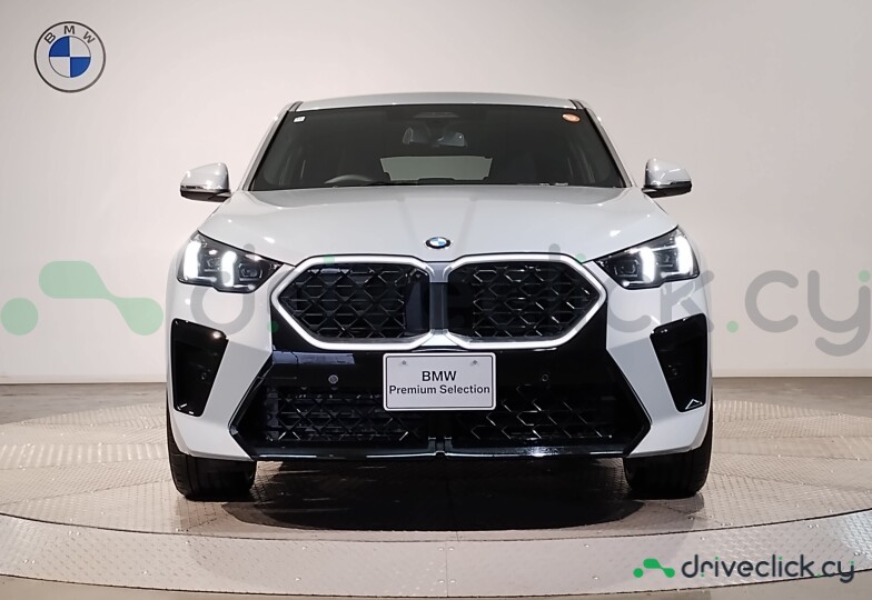 BMW X2 White