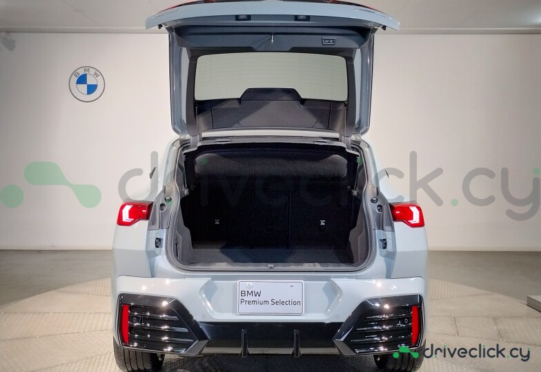 BMW X2 White