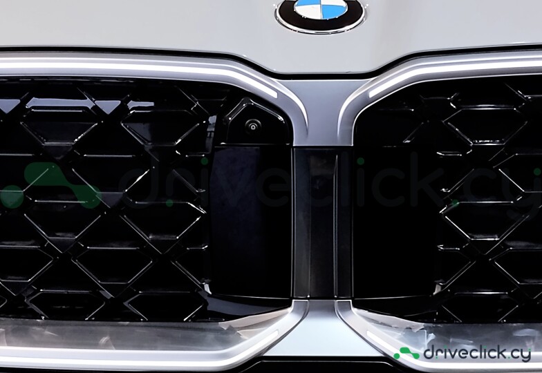 BMW X2 White