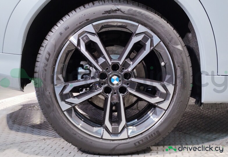 BMW X2 White
