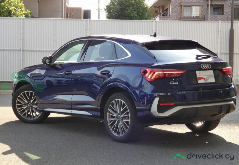 Audi Q3 Sportback Blue