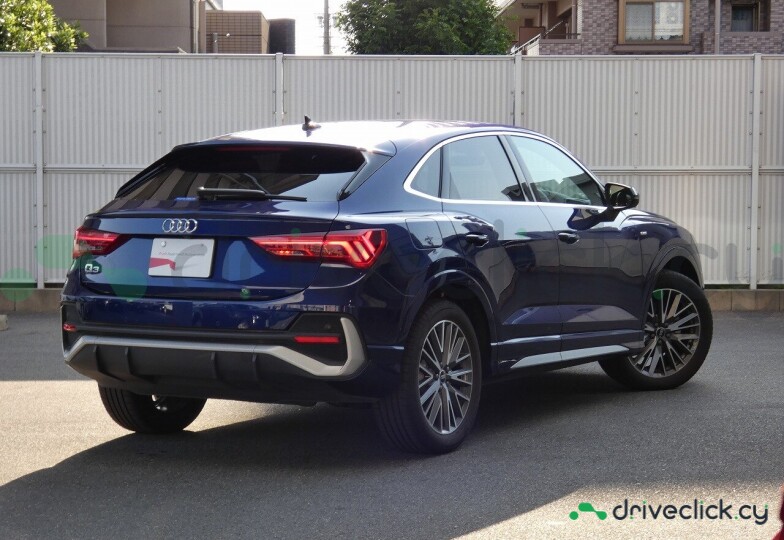 Audi Q3 Sportback Blue