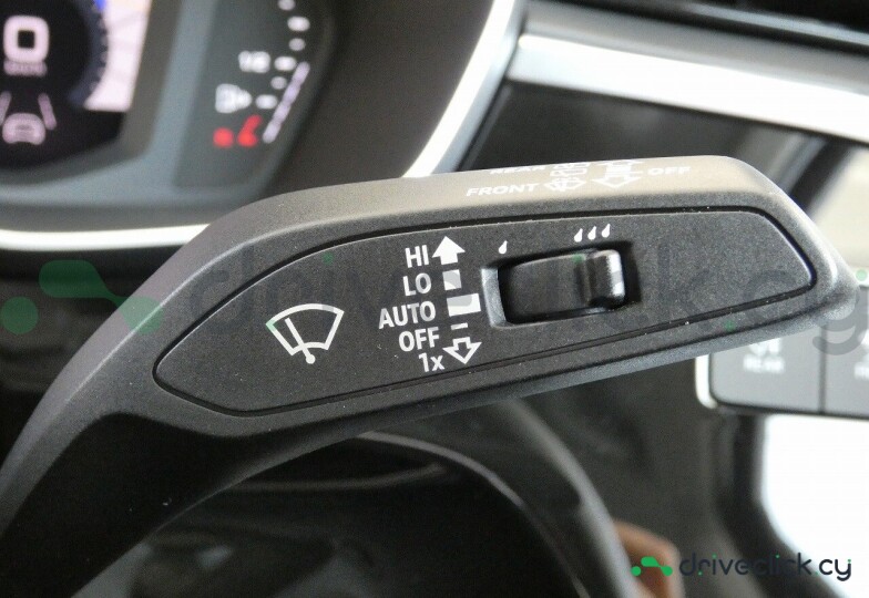 Audi Q3 Black