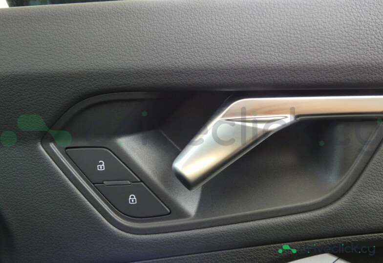 Audi Q3 Black