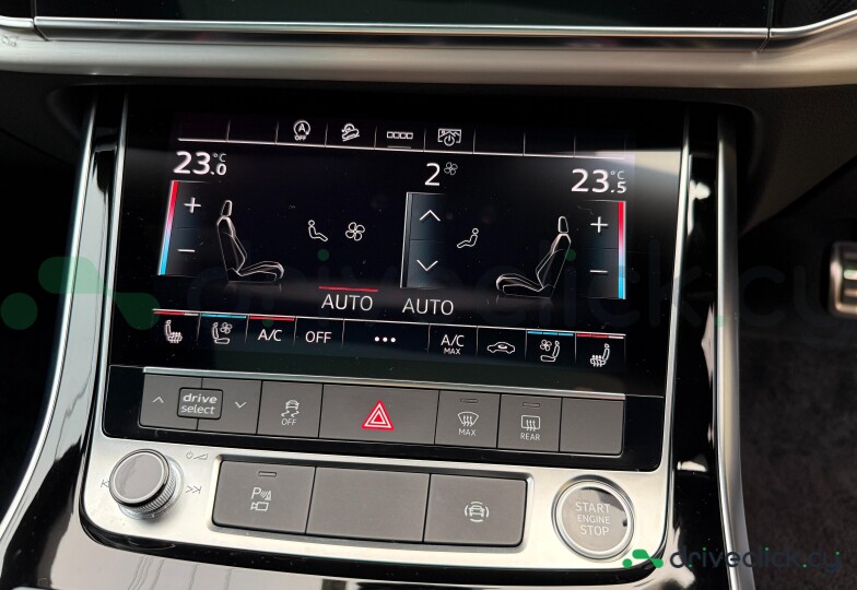 Audi Q8 White