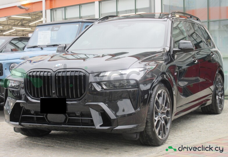 BMW X7 Black