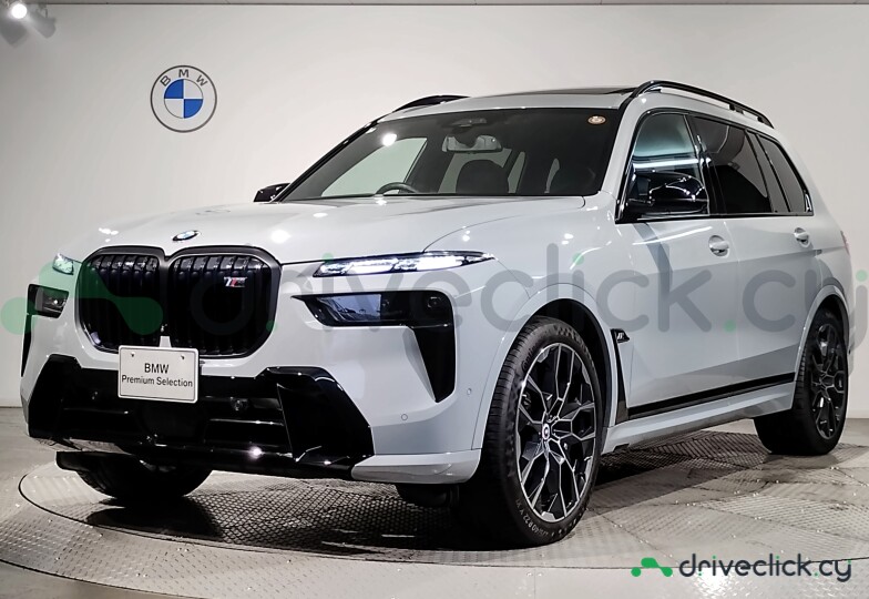 BMW X7 White