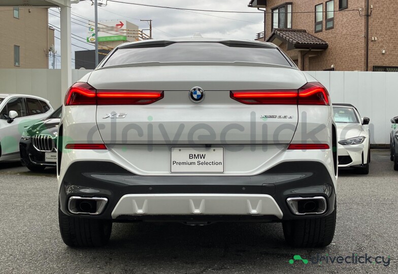 BMW X6 White