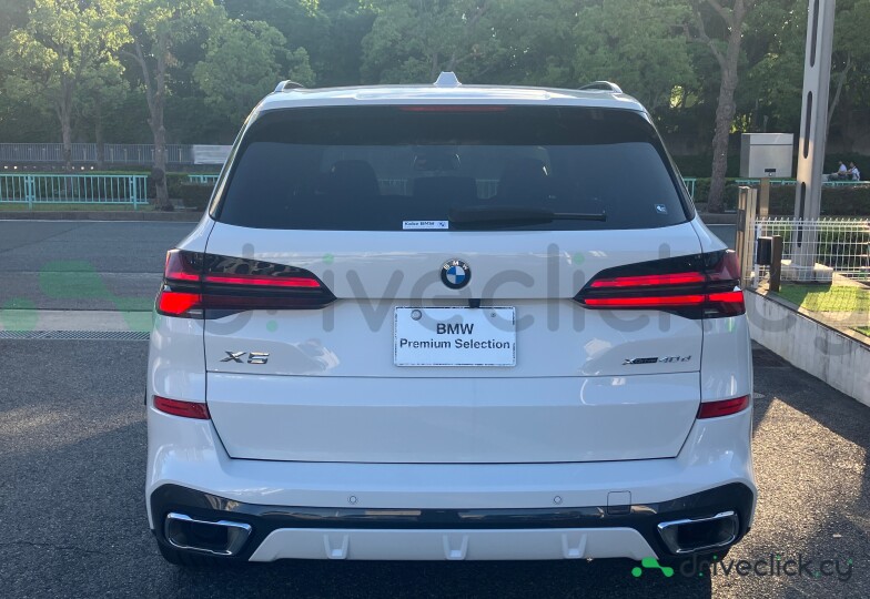 BMW X5 White