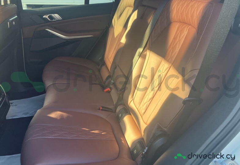 BMW X5 White