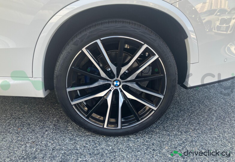 BMW X5 White