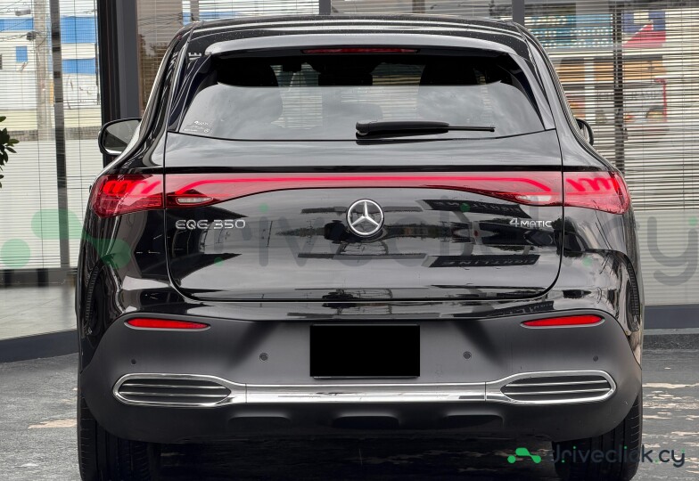 Mercedes EQE SUV Черный