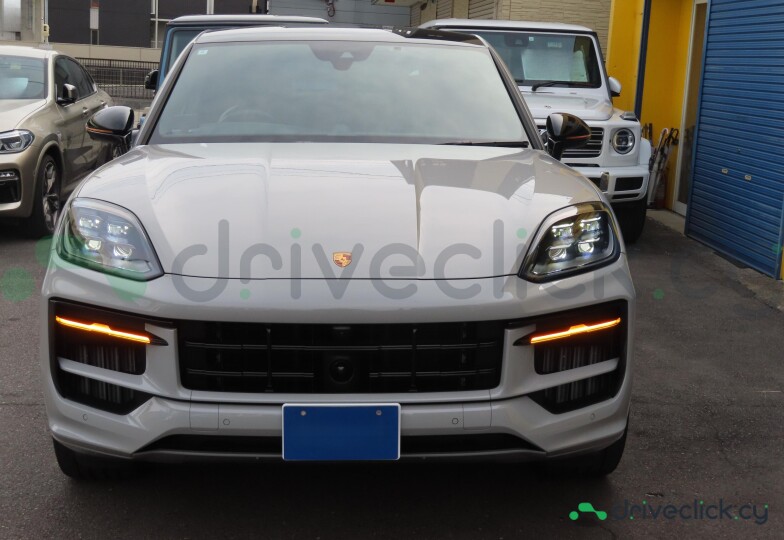 Porsche Cayenne Coupe Белый