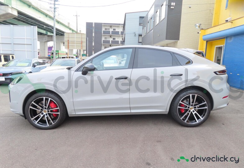 Porsche Cayenne Coupe Белый