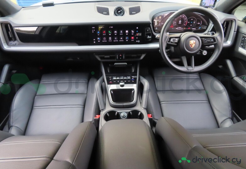 Porsche Cayenne Coupe Белый