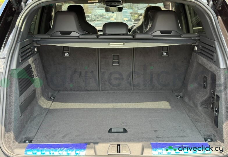 Land Rover Range Rover Sport Черный