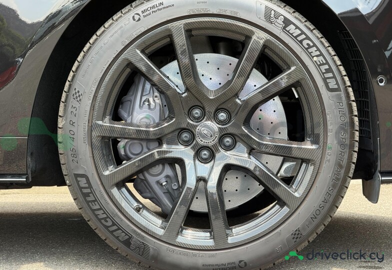 Land Rover Range Rover Sport Черный