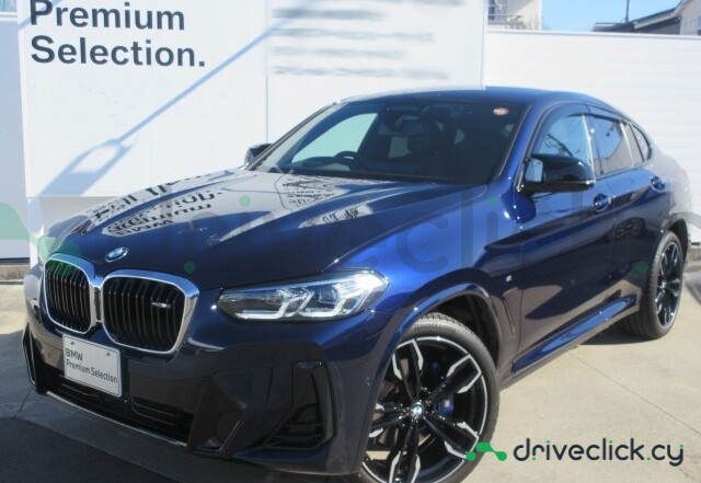 BMW X4 Blue