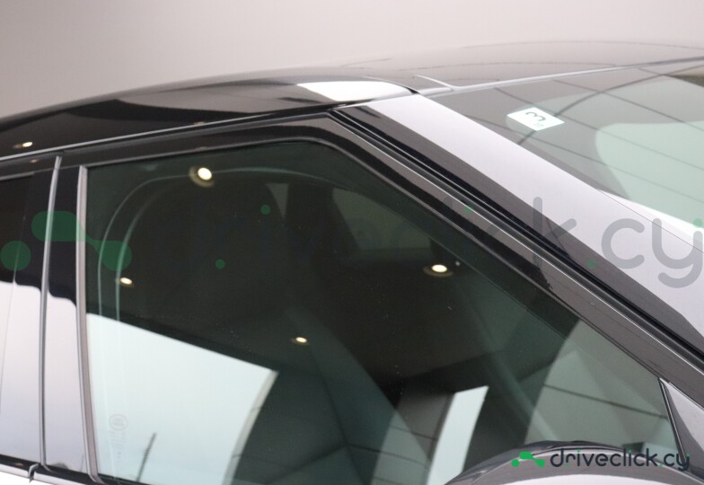 Land Rover Range Rover Velar White