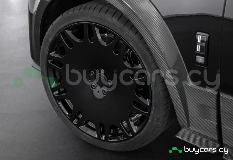 Rolls-Royce Cullinan Черный