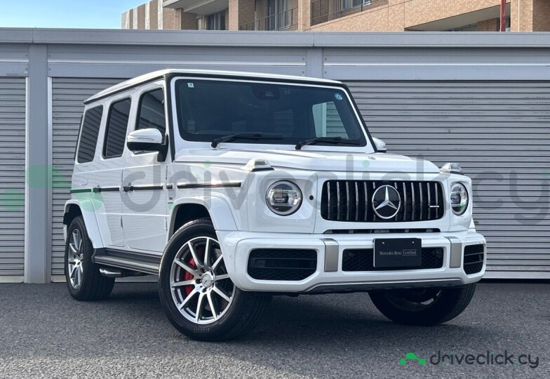 Mercedes G-class White