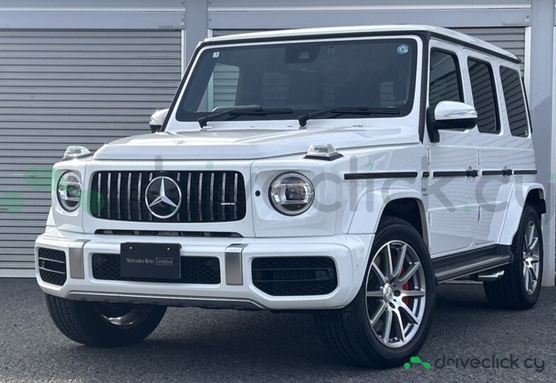 Mercedes G-class White