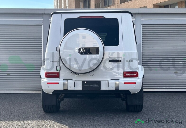 Mercedes G-class White