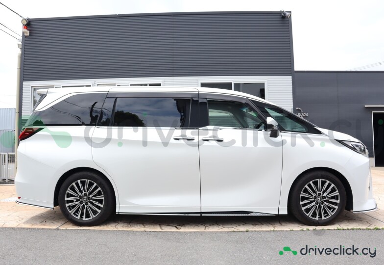 Lexus LM White