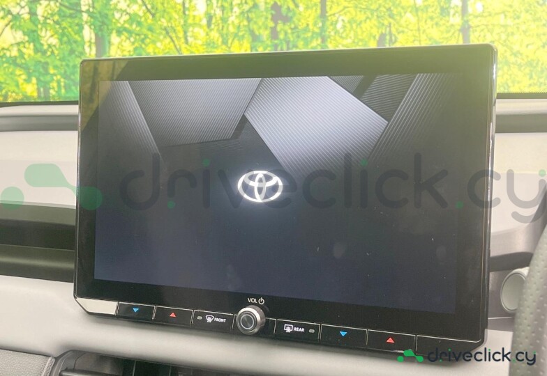 Toyota RAV4 White