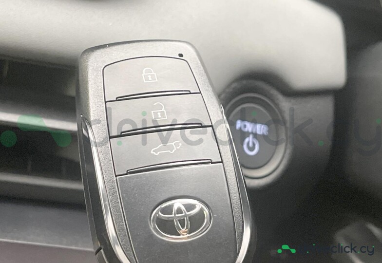 Toyota RAV4 White