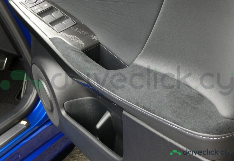 Lexus IS Blue