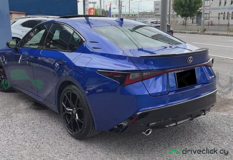 Lexus IS Blue