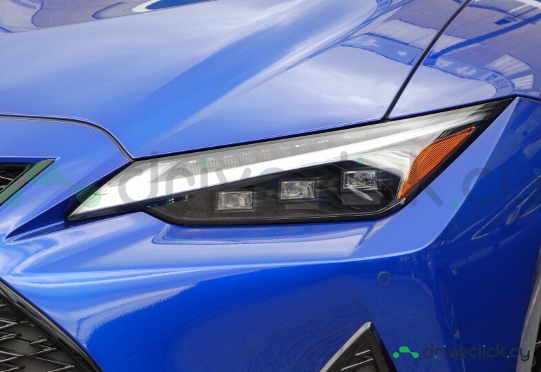 Lexus IS Blue